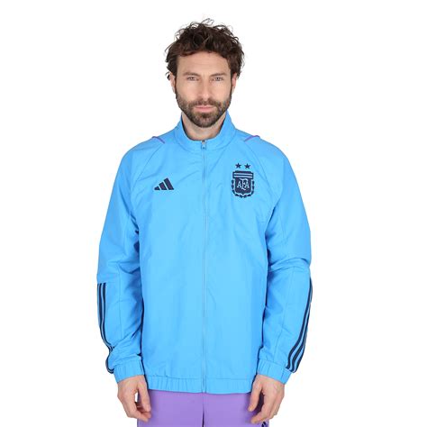 campera de entrenamiento argentino.